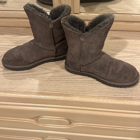 UGG boots - Picture 4 of 6